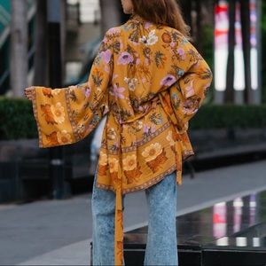 Wild Bloom Floral Print Kimono Jacket Half Length Robe